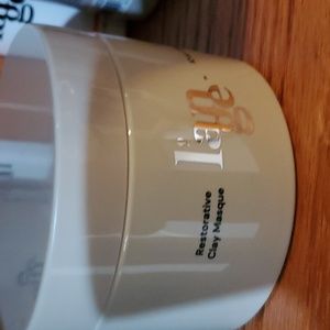 Lange restorative clay masque. New 10oz